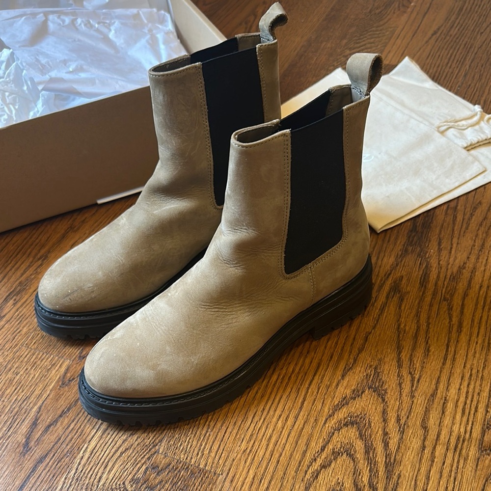 Jenni Kayne Tan and Black Chelsea Boots